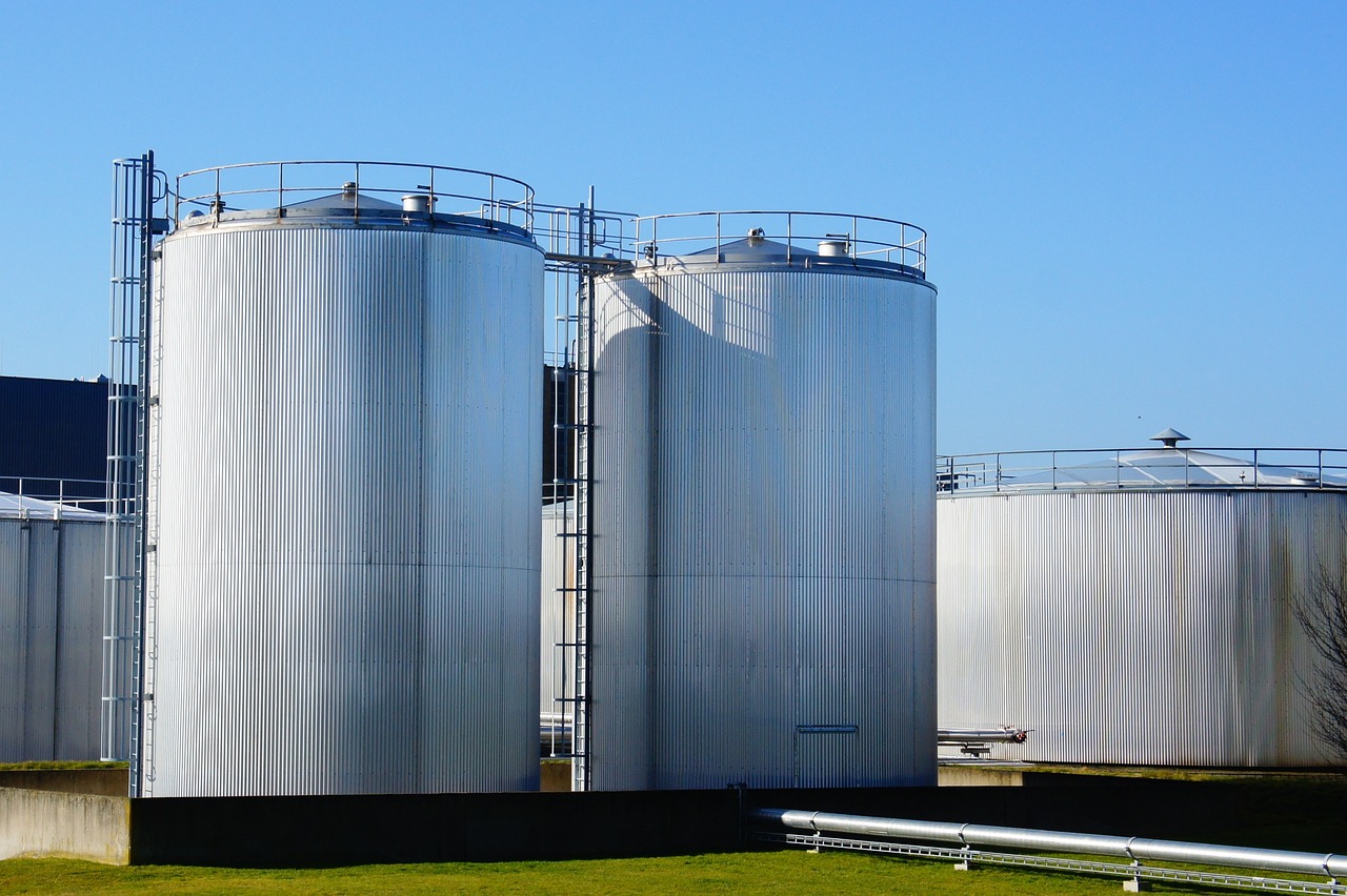 Storage Tanks & Vessels